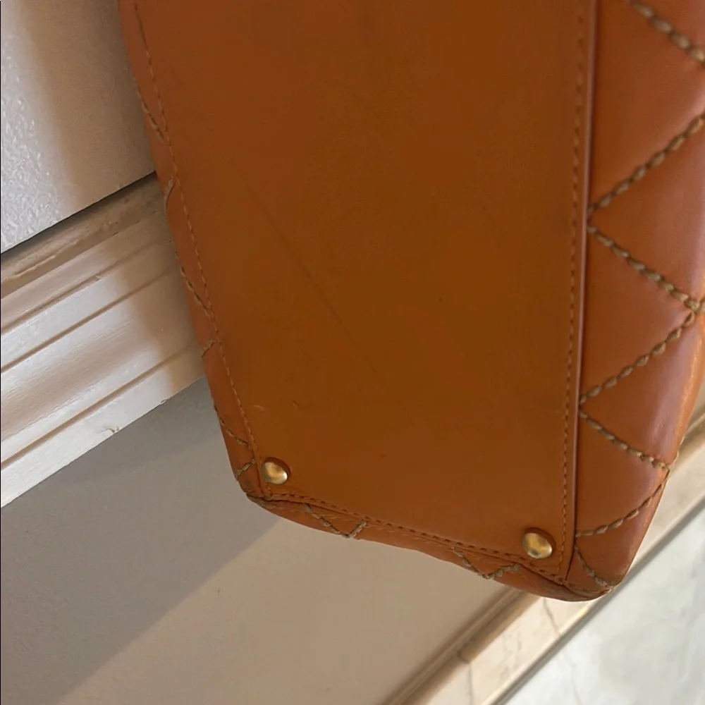 Chanel Tan Quilted Leather Tote Bag - Picture 3 of 10